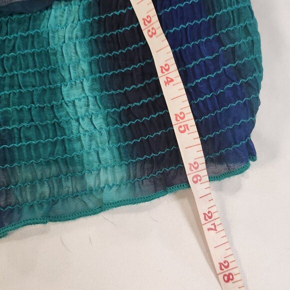 Studio Y One Shoulder Top Blue/Green Medium
Lot I - Picture 5 of 6